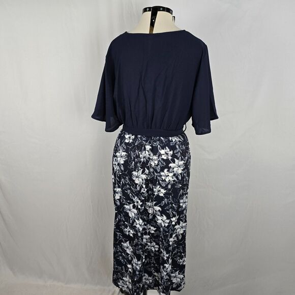 Bloomchic Dress Women's 2X Blue White Floral Patchwork Surplice Neck Ruffles NWT - Picture 14 of 15